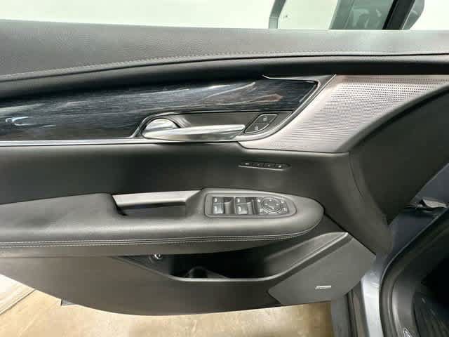 Used 2020 Cadillac XT5 Premium Luxury AWD/4WD image 20
