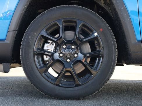 New 2026 Jeep Compass Latitude image 7