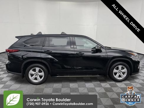 Used 2022 Toyota Highlander LE AWD/4WD image 10