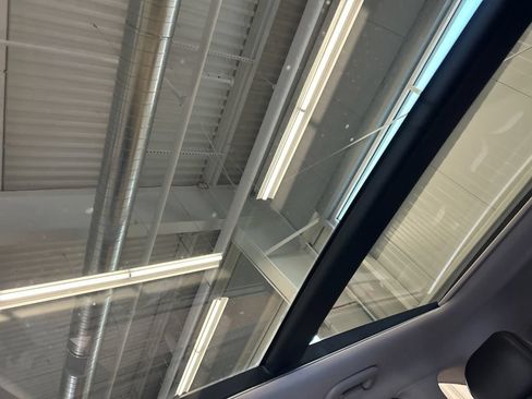 Certified 2023 Kia Sorento SX AWD/4WD image 29