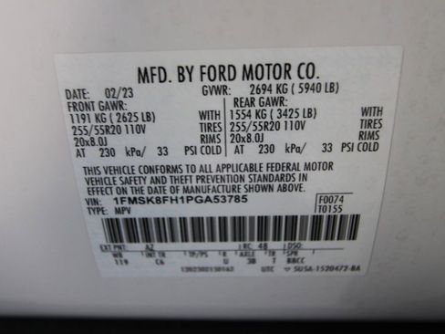 Used 2023 Ford Explorer Limited w/ Limited Technology Package image 49