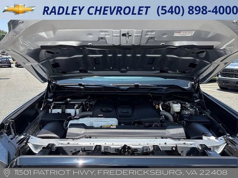 Used 2025 Toyota Tundra SR AWD/4WD image 16