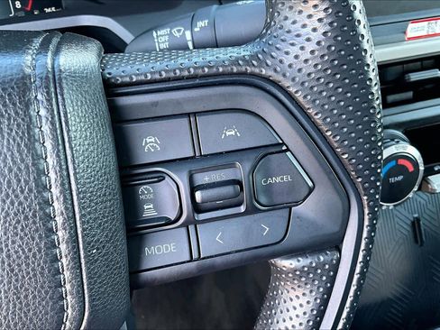 Used 2024 Toyota Tacoma SR image 18