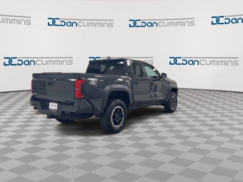 Used 2024 Toyota Tacoma TRD Off-Road AWD/4WD image 8