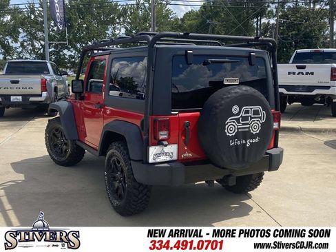 Used 2015 Jeep Wrangler Sport AWD/4WD image 6