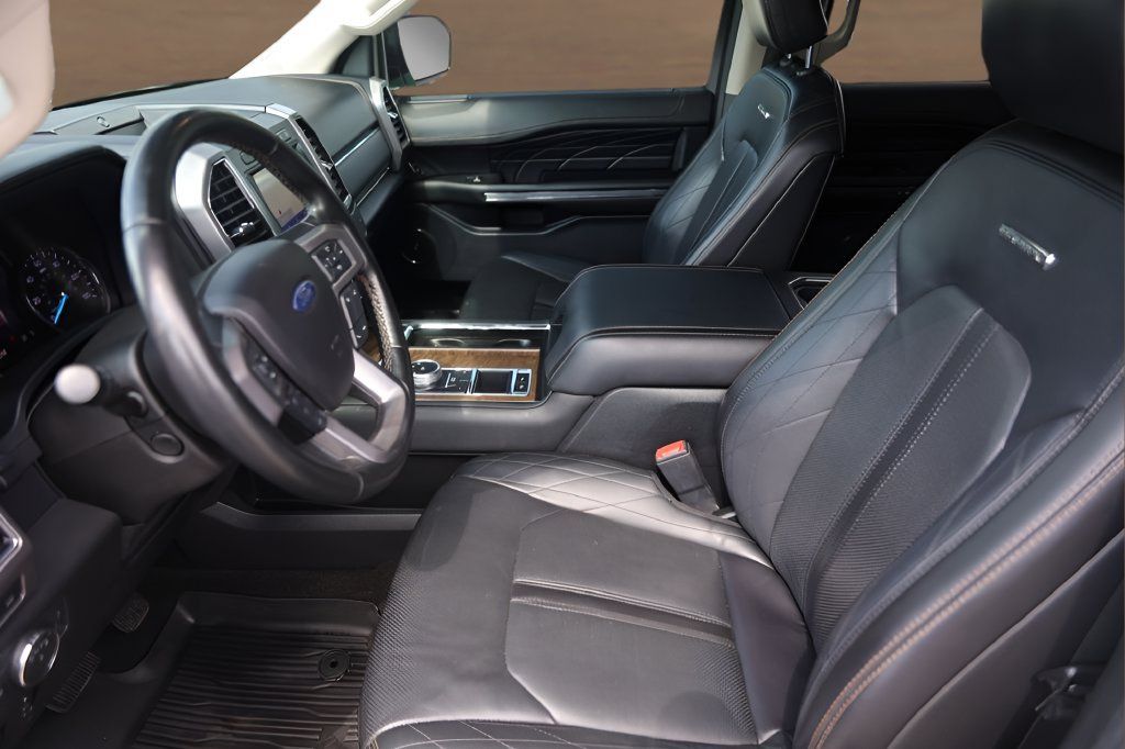 Used 2021 Ford Expedition Platinum RWD image 9
