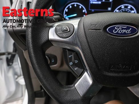 Used 2022 Ford Transit Connect XL FWD image 15