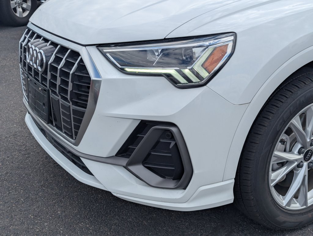 Used 2025 Audi Q3 2.0T Premium AWD/4WD image 12