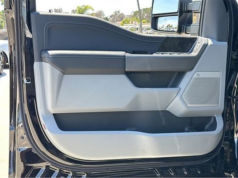 New 2025 Ford F350 XLT w/ Black Appearance Package image 37