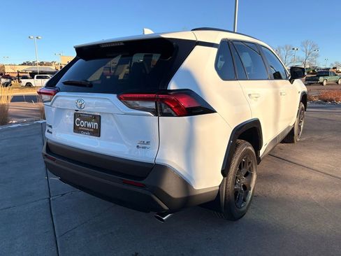 Used 2025 Toyota RAV4 XLE image 7