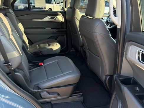New 2026 Ford Explorer Active w/ Active Comfort Package AWD/4WD image 13