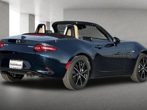 New 2025 MAZDA MX-5 Miata Grand Touring w/ Weather Package image 4
