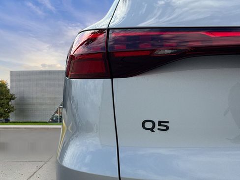 New 2025 Audi Q5 Premium Plus image 10