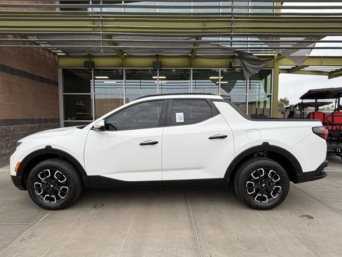 Used 2023 Hyundai Santa Cruz SEL w/ Activity Package image 7