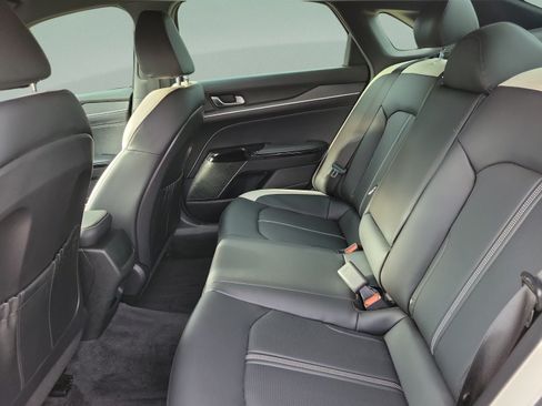 Certified 2025 Kia K5 GT-Line FWD image 11