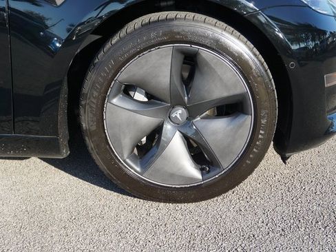 Used 2020 Tesla Model 3 Long Range image 10