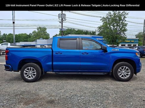 Used 2023 Chevrolet Silverado 1500 RST w/ Z71 Off-Road Package AWD/4WD image 7