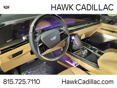 New 2025 Cadillac Escalade IQ Luxury 2 AWD/4WD image 13