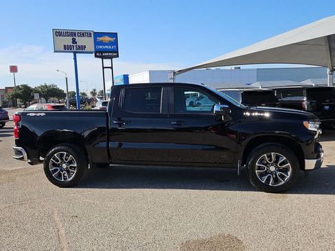Used 2023 Chevrolet Silverado 1500 LT AWD/4WD image 8