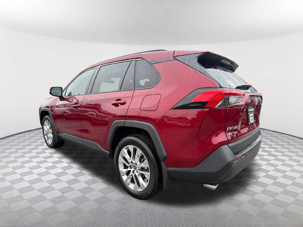 Used 2025 Toyota RAV4 XLE Premium FWD image 7