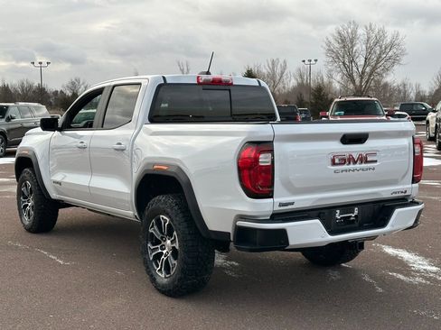 Used 2023 GMC Canyon AT4 image 5