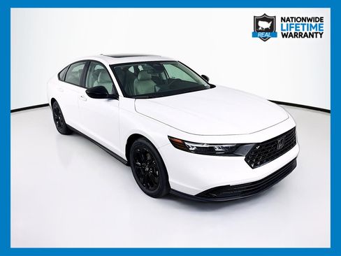 New 2025 Honda Accord SE image 1