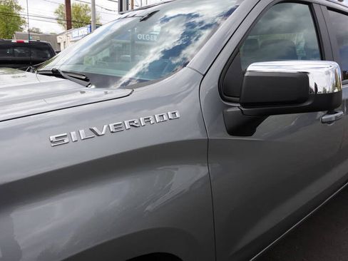 Used 2023 Chevrolet Silverado 1500 LT AWD/4WD image 9