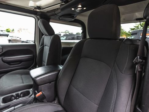 Used 2021 Jeep Wrangler Sport AWD/4WD image 19