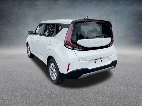 New 2025 Kia Soul LX w/ LX Technology Package image 30