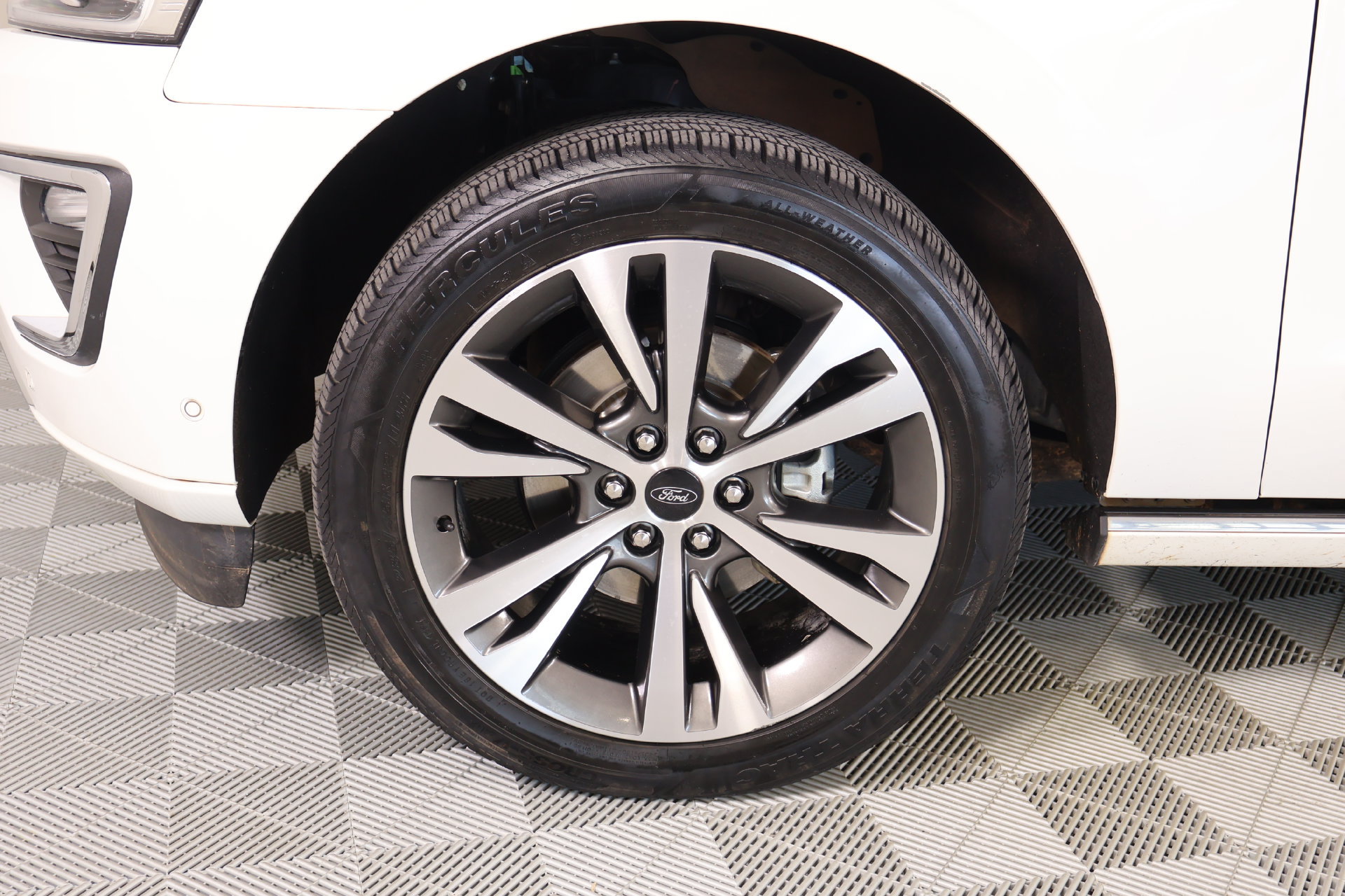 Used 2021 Ford Expedition Platinum AWD/4WD image 19