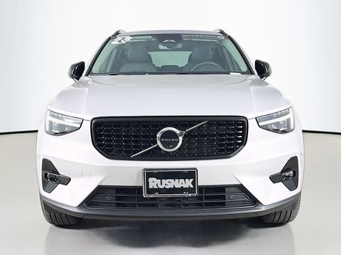 Certified 2023 Volvo XC40 B5 Ultimate w/ Protection Package Premier AWD/4WD image 2