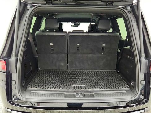 Used 2025 Jeep Wagoneer Series II AWD/4WD image 23