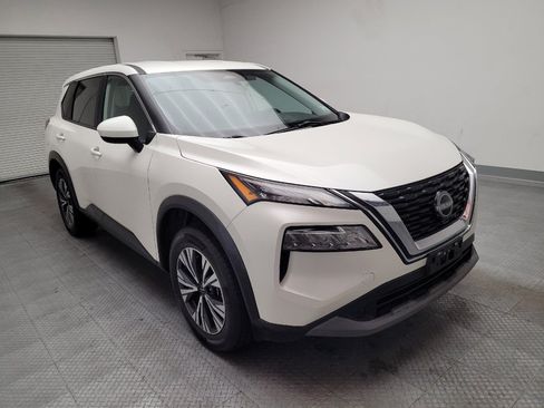 Used 2023 Nissan Rogue SV FWD image 13