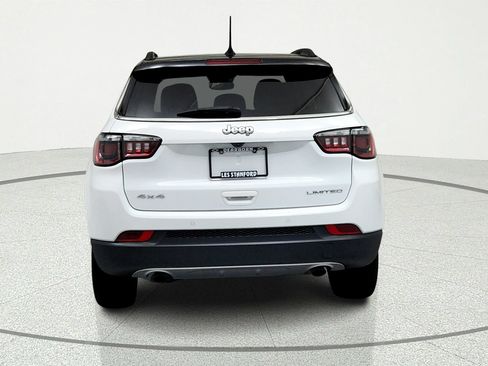 Used 2023 Jeep Compass Limited w/ Sun and Sound Group AWD/4WD image 4