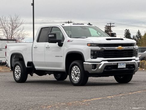 New 2026 Chevrolet Silverado 2500 LT w/ All Star Edition AWD/4WD image 9
