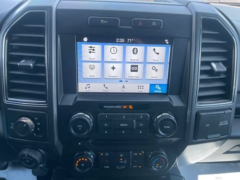 Used 2018 Ford F150 XLT w/ Equipment Group 302A Luxury AWD/4WD image 26
