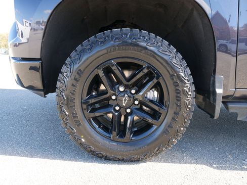 Used 2022 Chevrolet Silverado 1500 Custom Trail Boss image 14