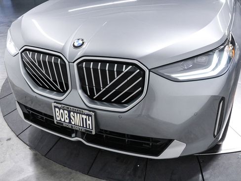 Used 2025 BMW X3 xDrive30i w/ Convenience Package image 11