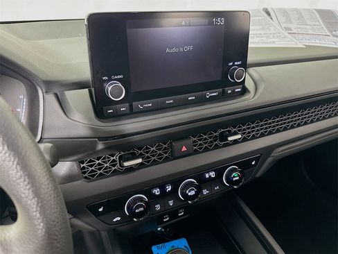 Used 2023 Honda Accord EX image 16