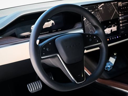 Used 2021 Tesla Model S Long Range AWD/4WD image 6