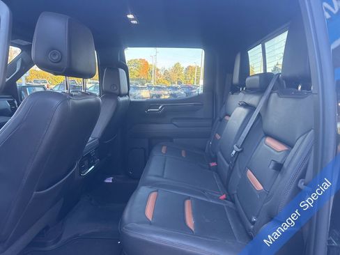 Used 2022 GMC Sierra 1500 AT4 w/ AT4 Preferred Package image 18