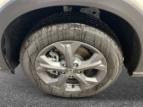 New 2026 Honda HR-V LX image 10