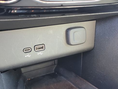 Used 2024 Buick Encore GX Sport Touring image 24