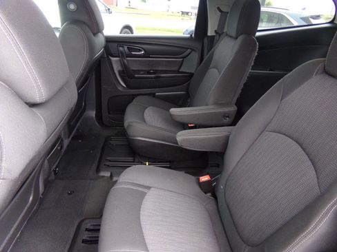 Used 2017 Chevrolet Traverse LT w/ Style and Technology Package AWD/4WD image 20