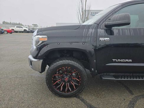 Used 2020 Toyota Tundra SR5 image 18