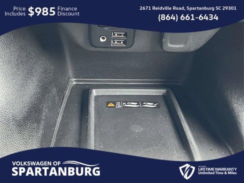 Used 2023 Chevrolet Traverse Premier image 31