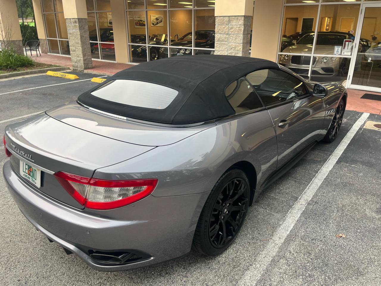 Used 2012 Maserati GranTurismo Sport RWD image 17