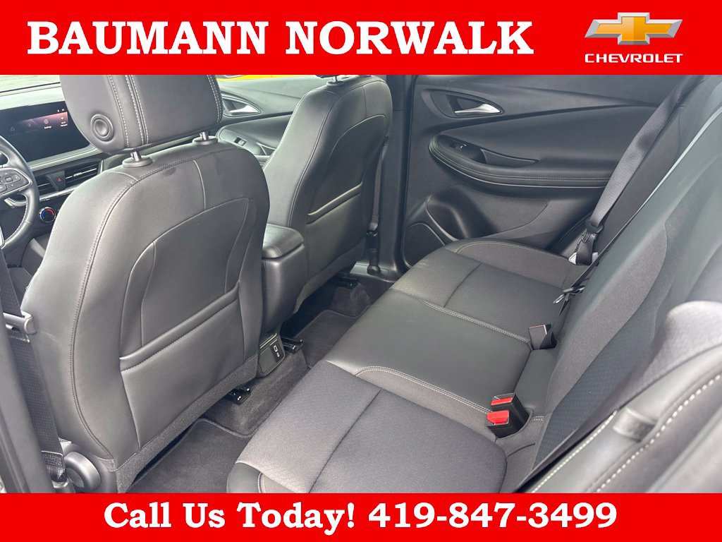 Used 2025 Buick Encore GX Preferred FWD image 32