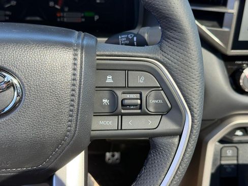 New 2026 Toyota Tundra Platinum AWD/4WD image 18