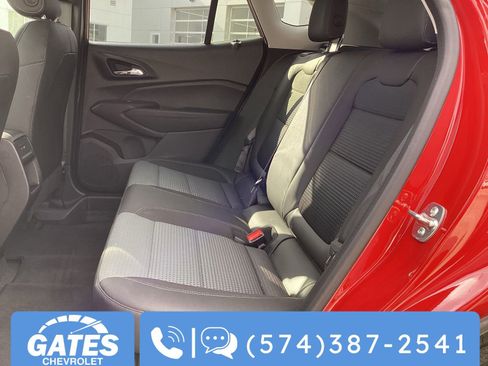 Used 2026 Chevrolet Trax LT w/ Driver Confidence Package FWD image 17